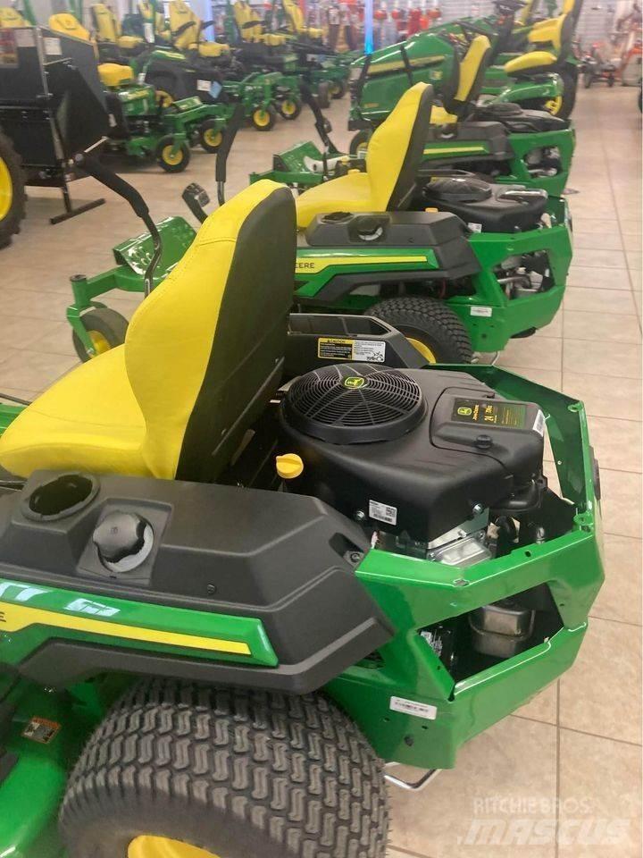 John Deere Z325E Corta-Relvas Zero turn