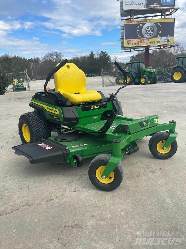 John Deere Z325E Corta-Relvas Zero turn