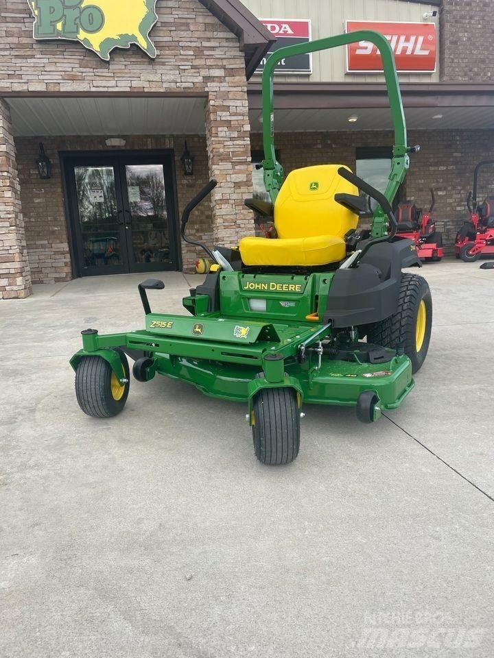 John Deere Z515E Corta-Relvas Zero turn