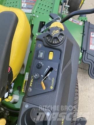 John Deere Z720E Corta-Relvas Zero turn