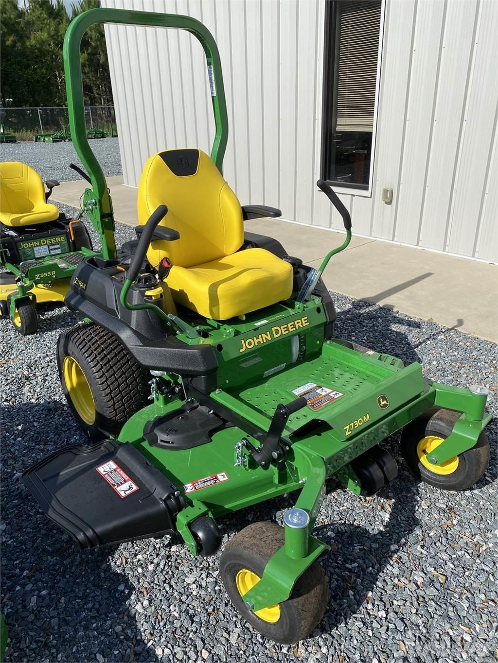 John Deere Z730M Corta-Relvas Zero turn