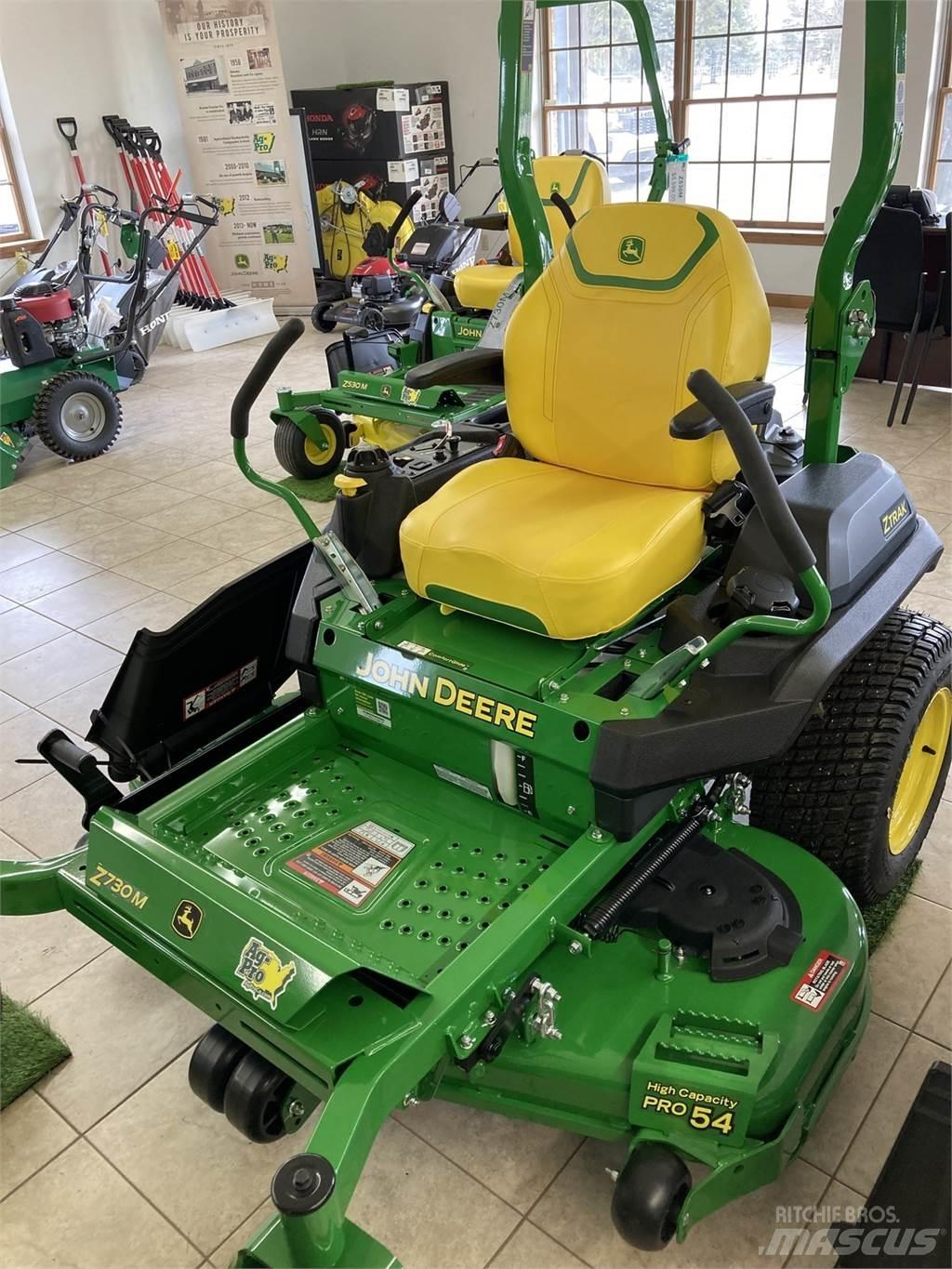 John Deere Z730M Corta-Relvas Zero turn