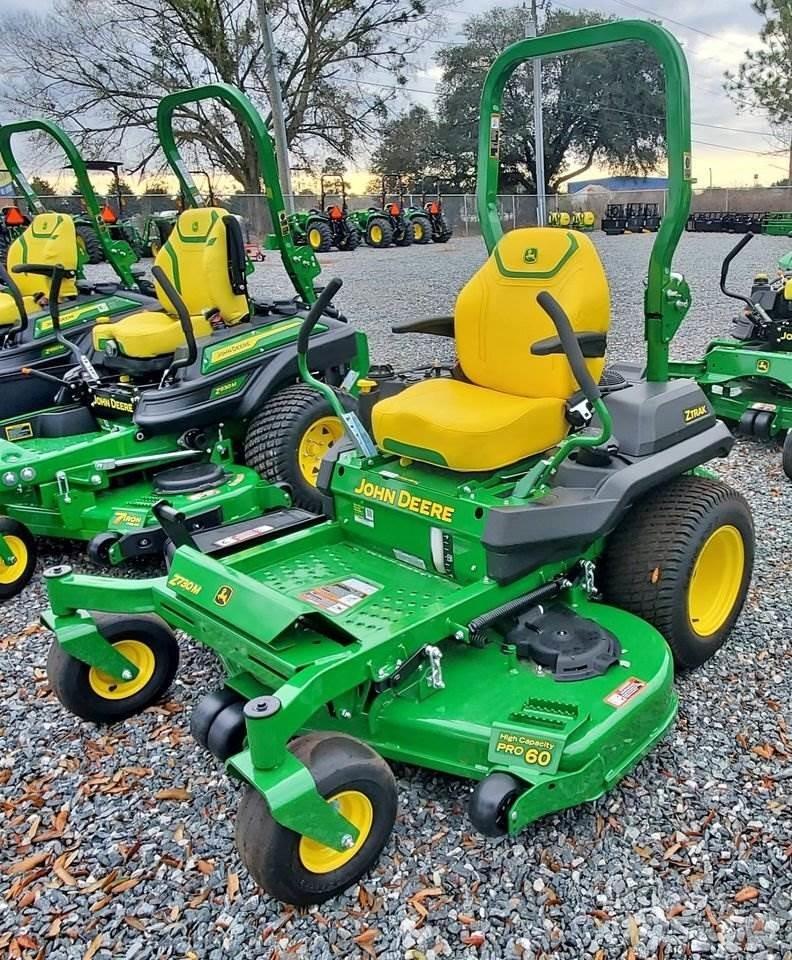 John Deere Z730M Corta-Relvas Zero turn