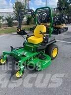 John Deere Z735E Corta-Relvas Zero turn