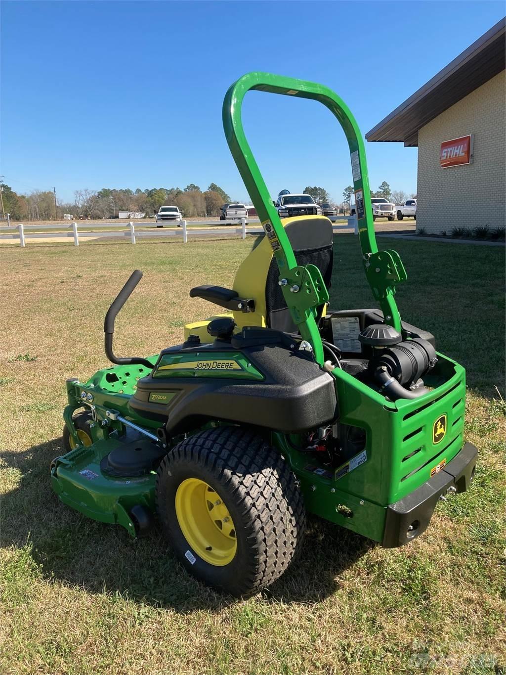 John Deere Z920M Corta-Relvas Zero turn