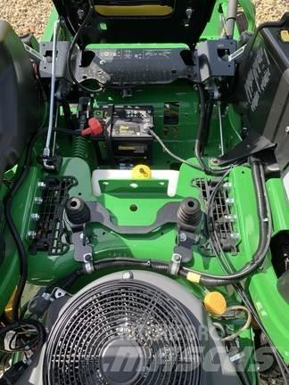 John Deere Z920M Corta-Relvas Zero turn