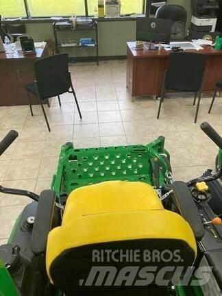 John Deere Z920M Corta-Relvas Zero turn