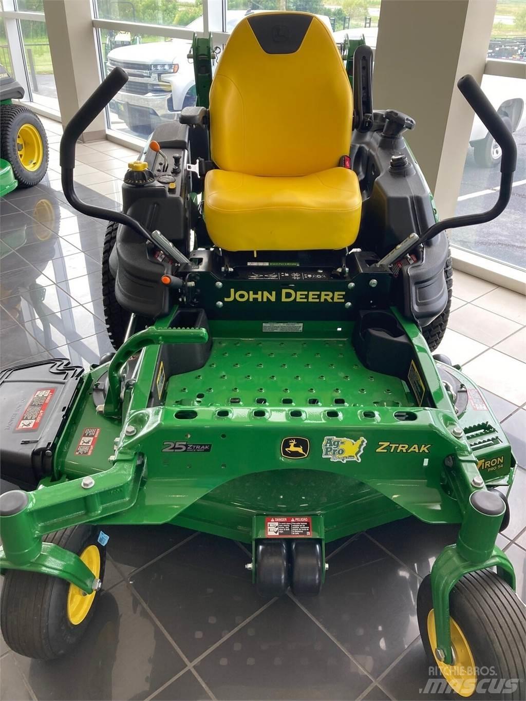 John Deere Z920M Corta-Relvas Zero turn