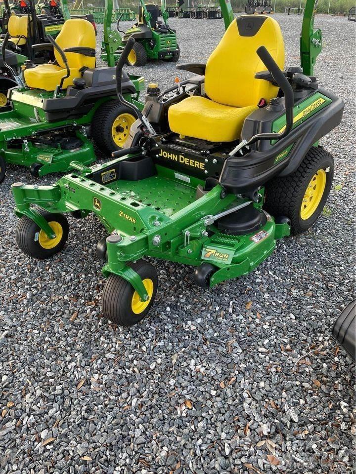 John Deere Z920M Corta-Relvas Zero turn