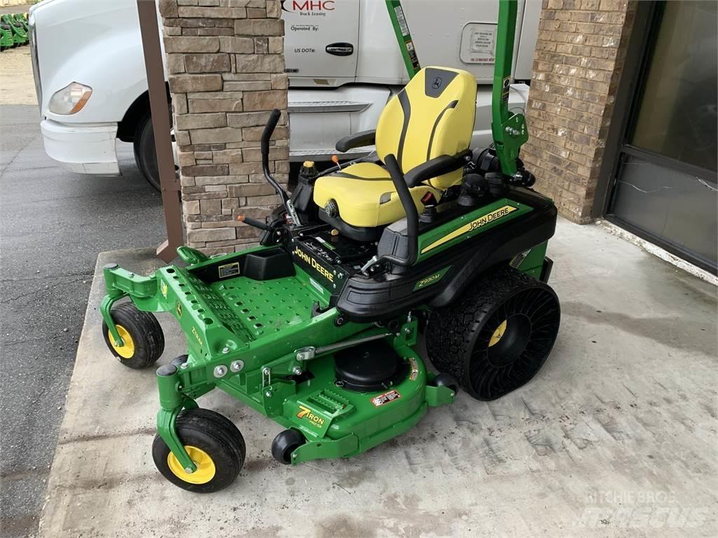 John Deere Z930M Corta-Relvas Zero turn