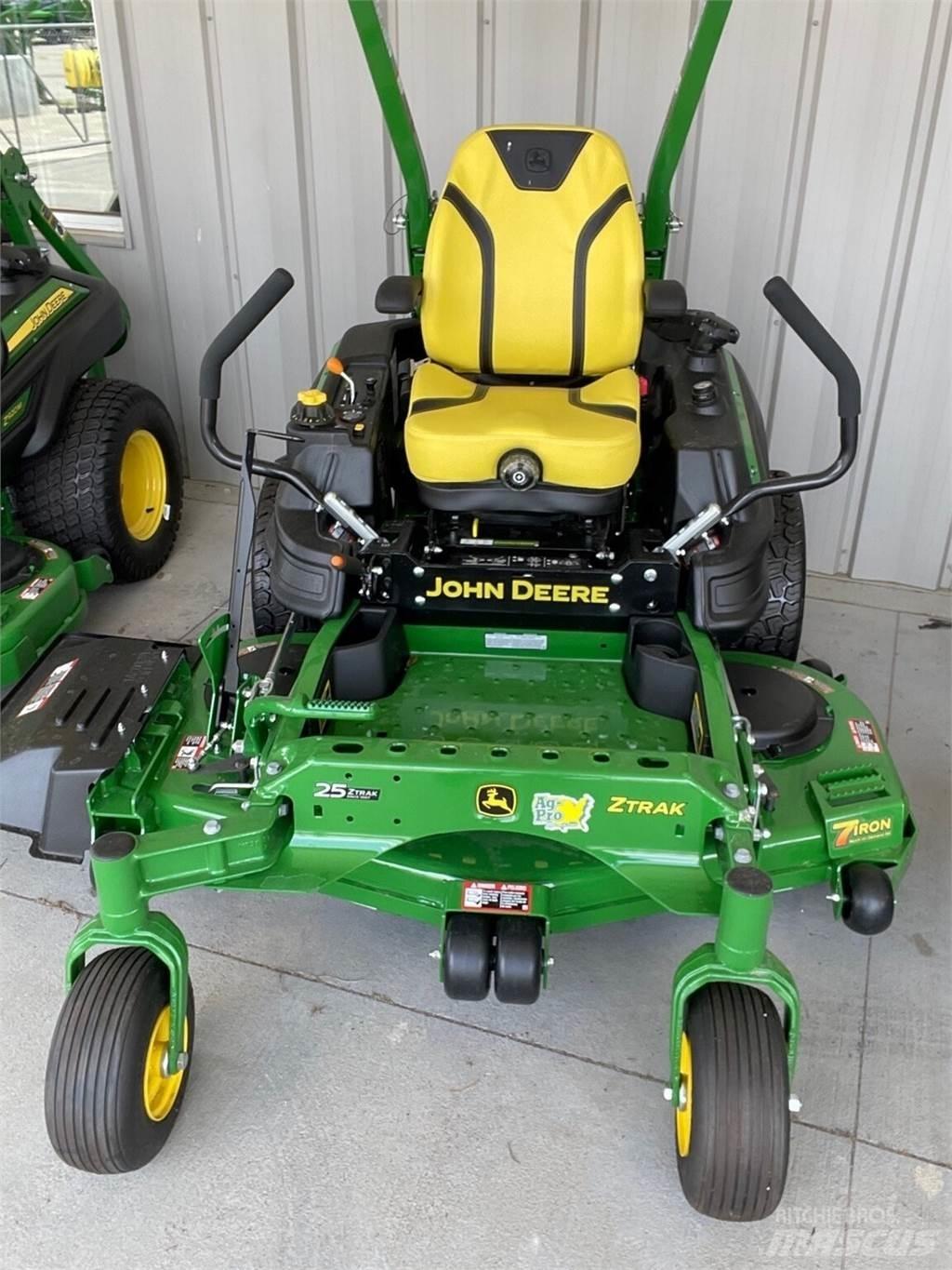 John Deere Z930M Corta-Relvas Zero turn