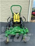 John Deere Z930M Corta-Relvas Zero turn