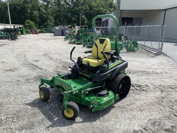 John Deere Z930M Corta-Relvas Zero turn