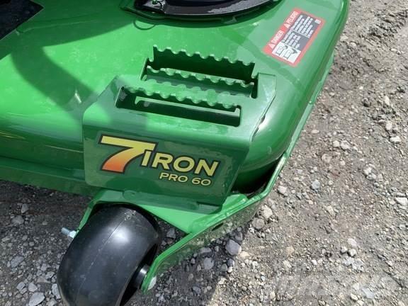 John Deere Z930M Corta-Relvas Zero turn
