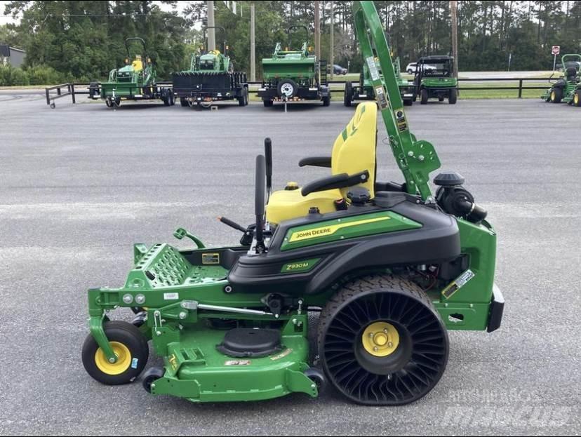 John Deere Z930M Corta-Relvas Zero turn
