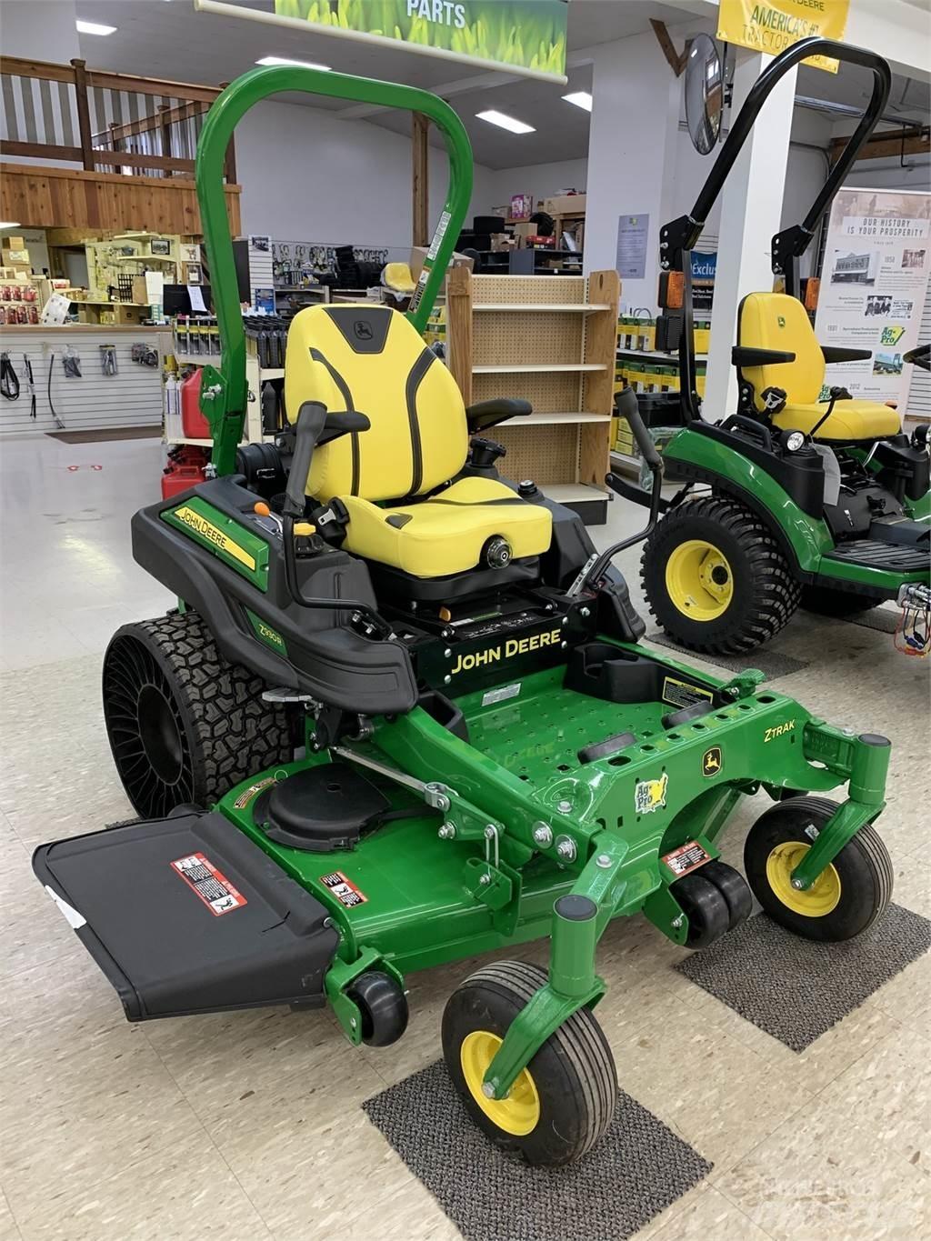 John Deere Z930R Corta-Relvas Zero turn