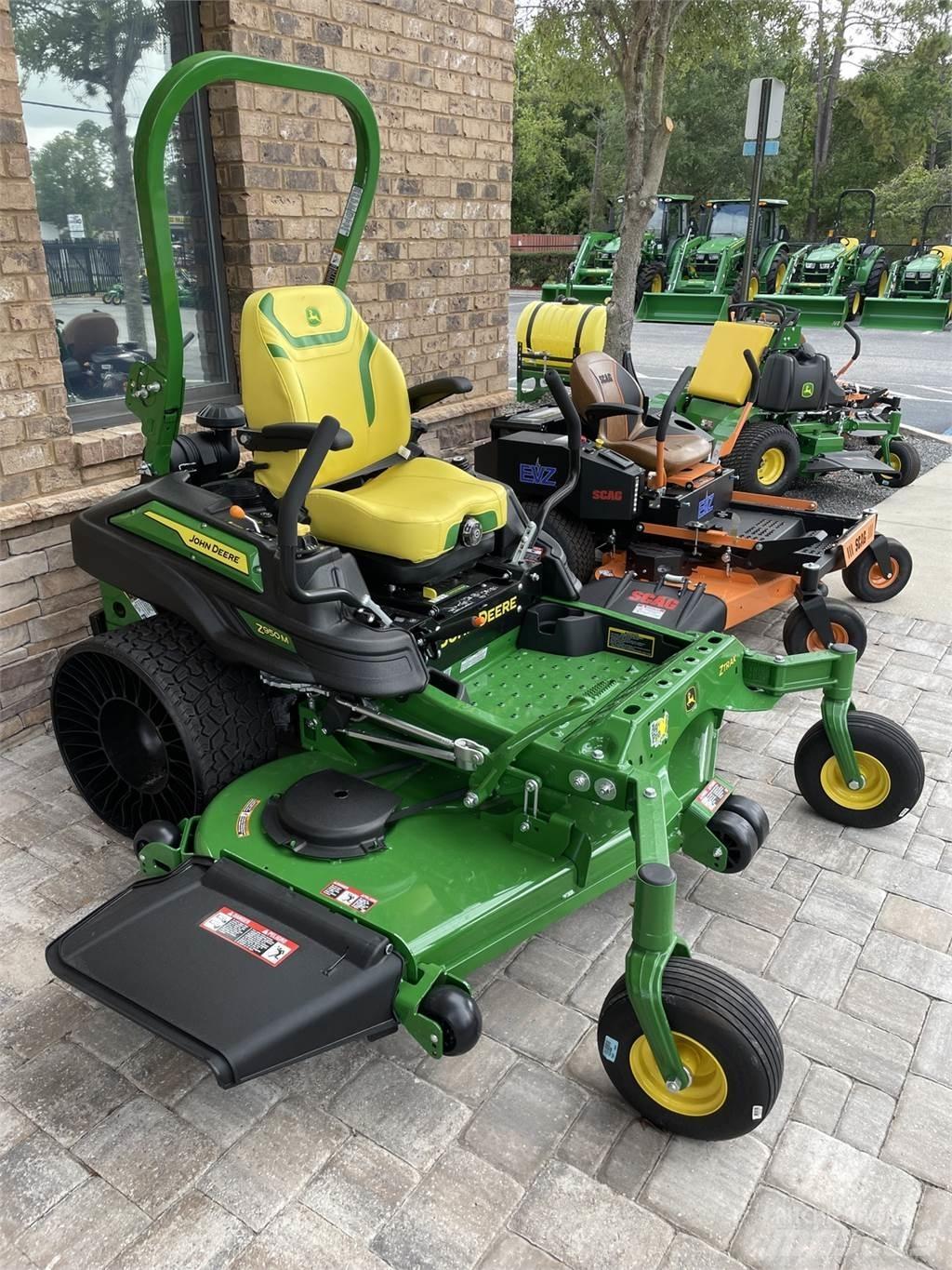 John Deere Z950M Corta-Relvas Zero turn