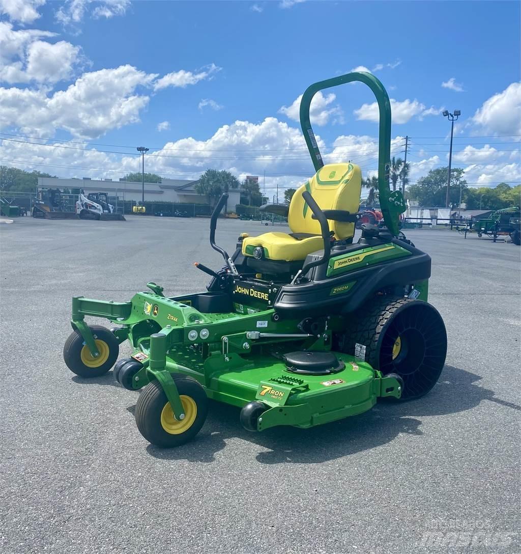 John Deere Z950M Corta-Relvas Zero turn