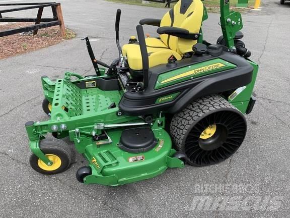 John Deere Z950M Corta-Relvas Zero turn