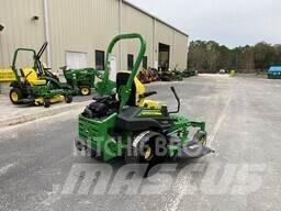 John Deere Z950R Corta-Relvas Zero turn