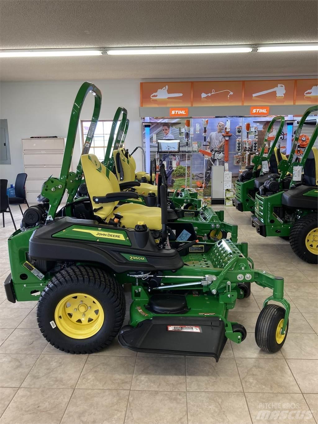John Deere Z960M Corta-Relvas Zero turn
