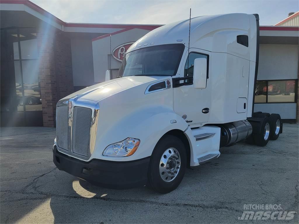 Kenworth T680 Tractores (camiões)