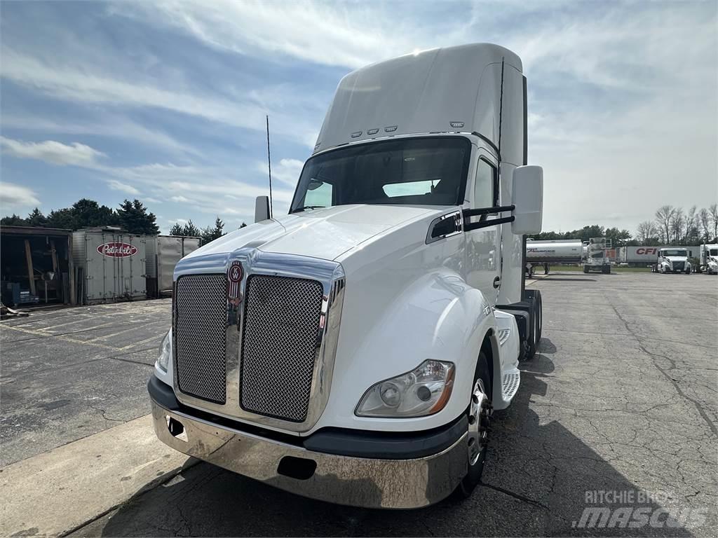 Kenworth T680 Tractores (camiões)