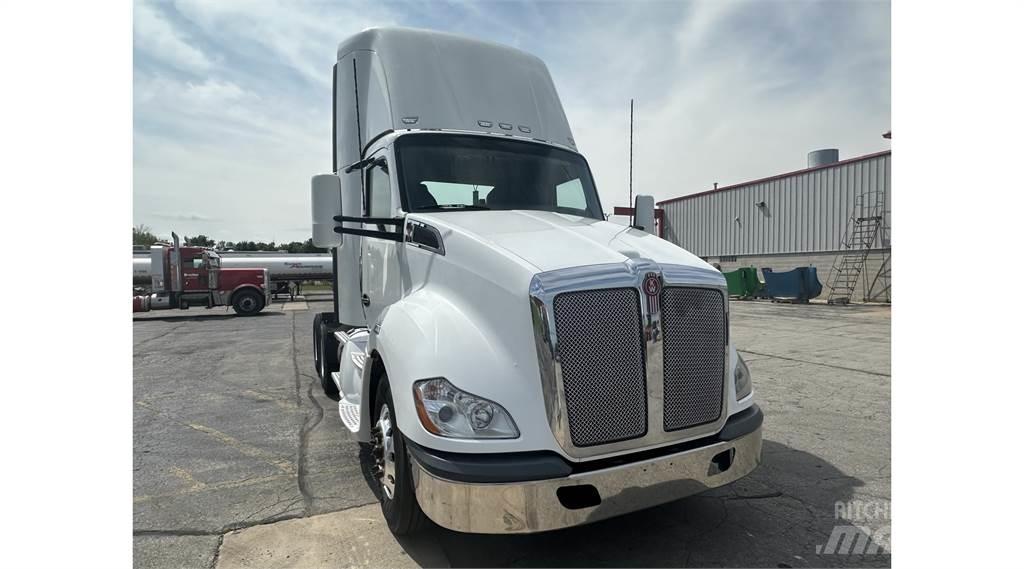 Kenworth T680 Tractores (camiões)