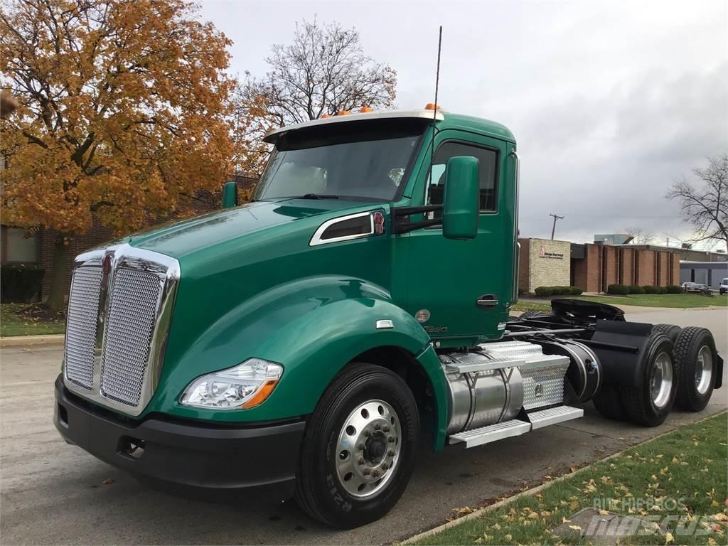 Kenworth T680 Tractores (camiões)