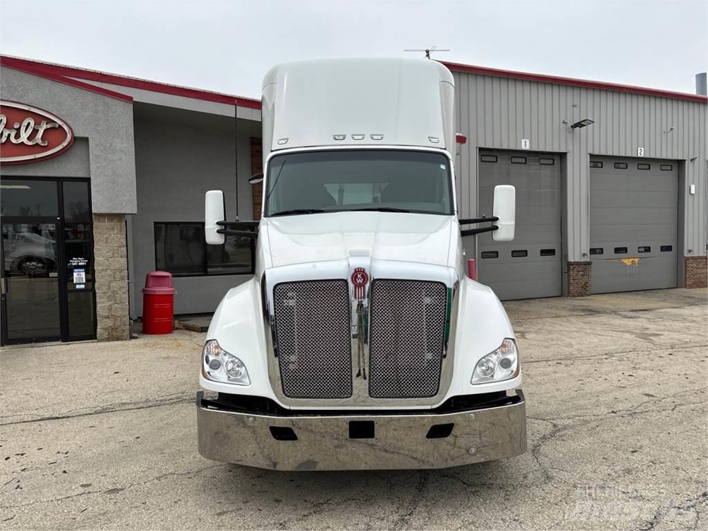 Kenworth T680 Tractores (camiões)