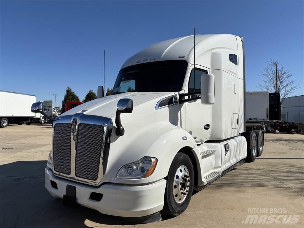 Kenworth T680 Tractores (camiões)