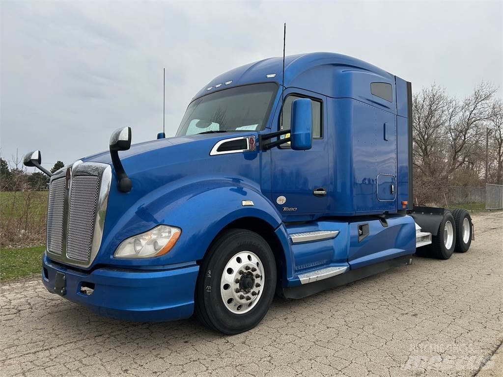 Kenworth T680 Tractores (camiões)