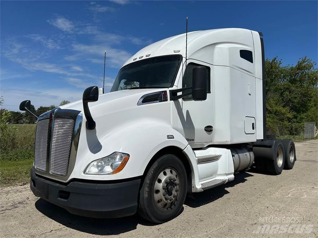 Kenworth T680 Tractores (camiões)