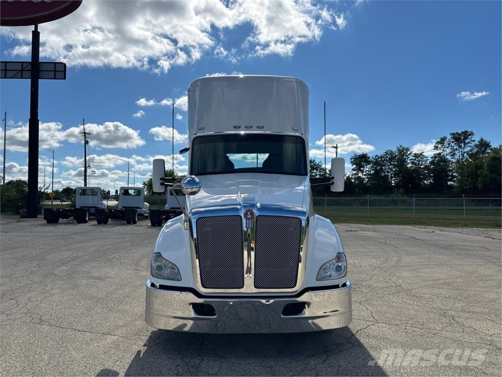 Kenworth T680 Tractores (camiões)