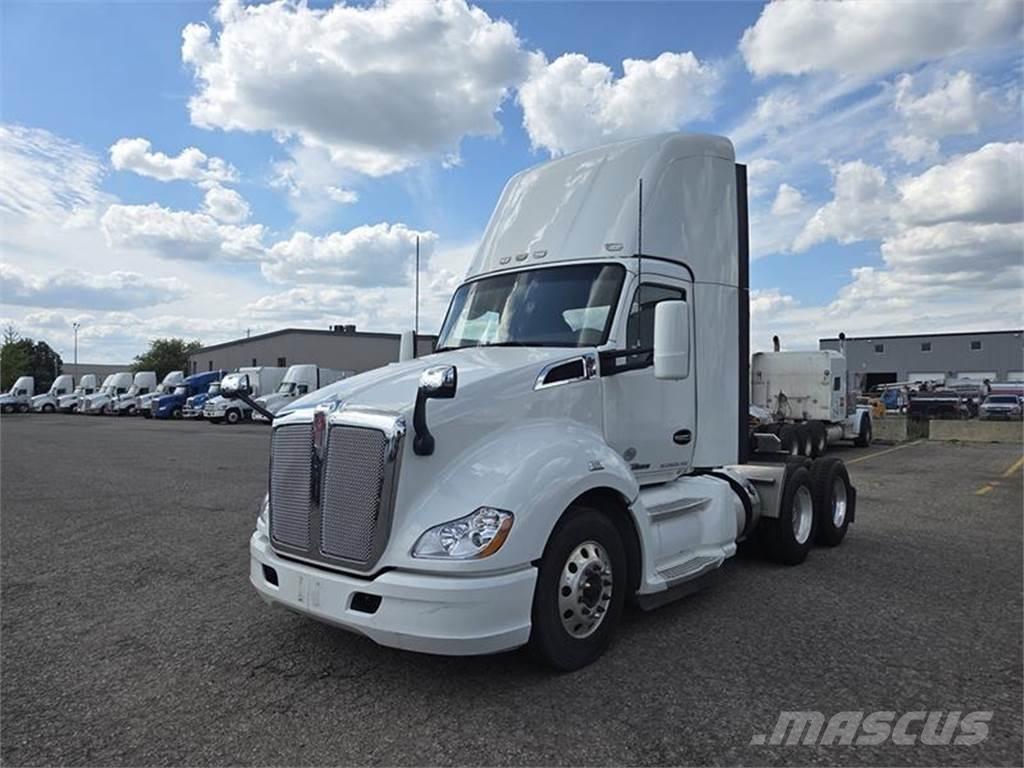 Kenworth T680 Tractores (camiões)