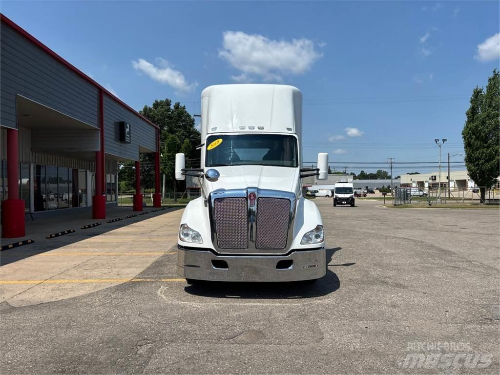 Kenworth T680 Outros Camiões