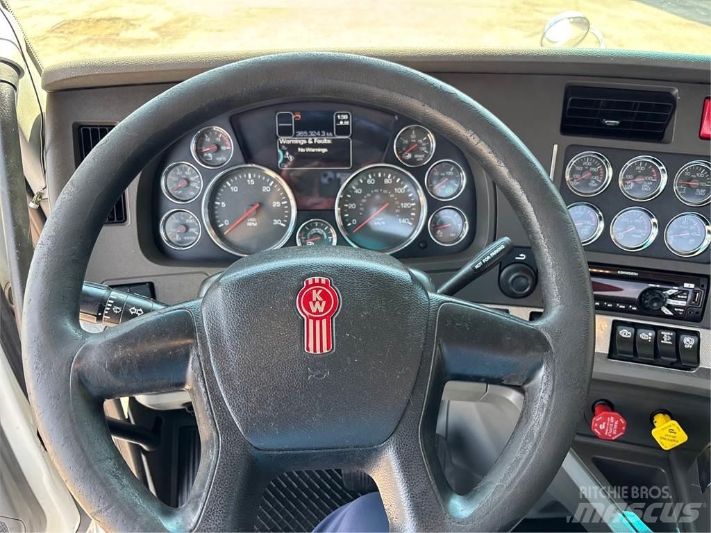 Kenworth T680 Outros Camiões
