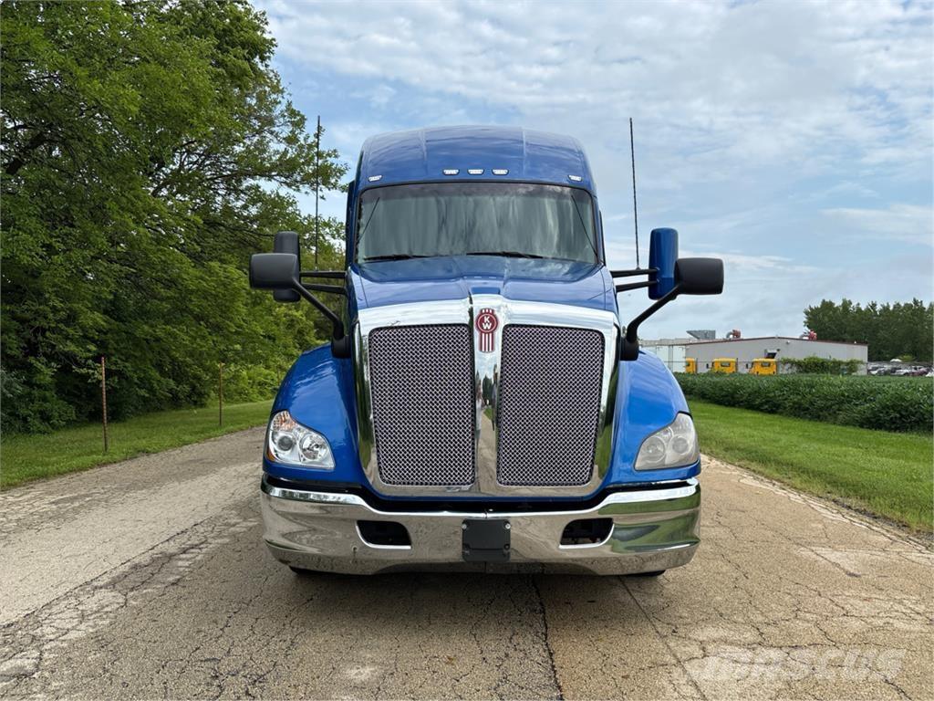 Kenworth T680 Outros Camiões