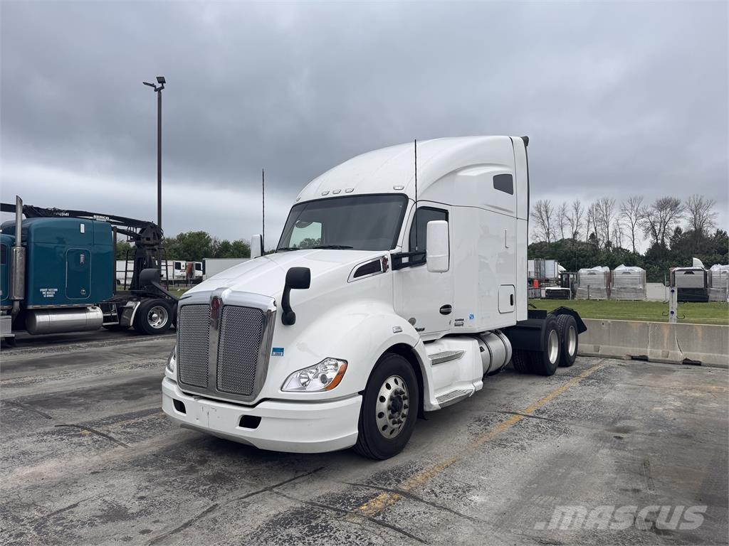 Kenworth T680 Outros Camiões