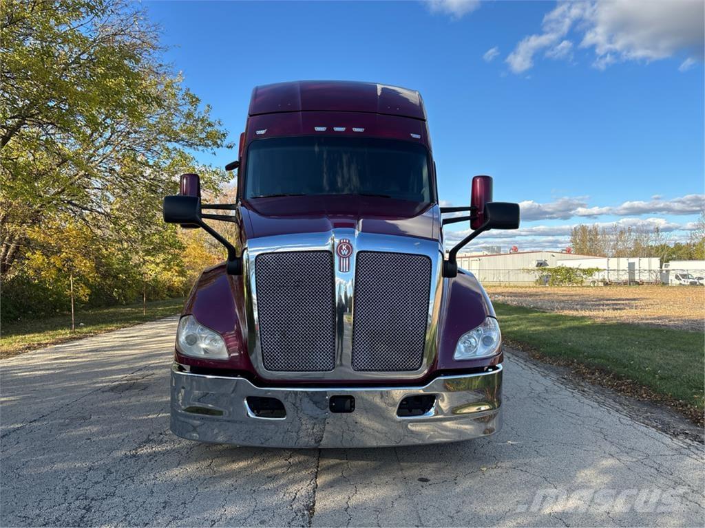 Kenworth T680 Outros Camiões