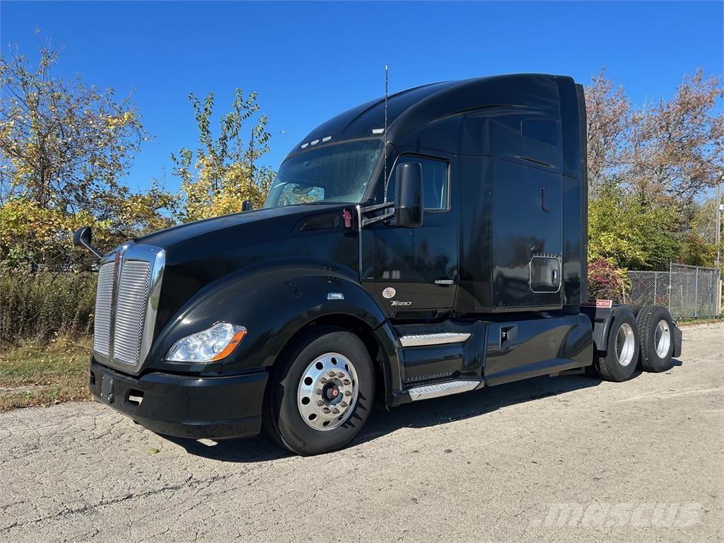 Kenworth T680 Outros Camiões