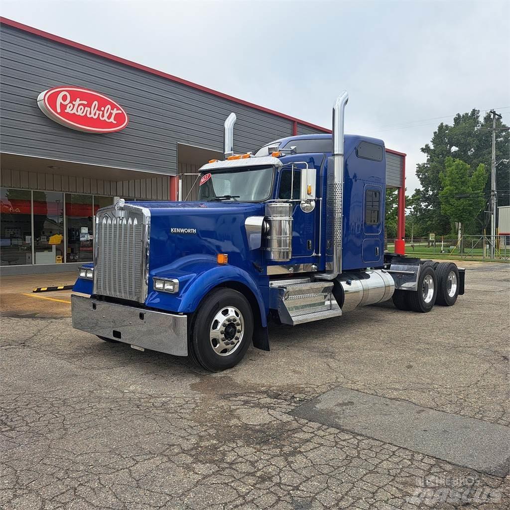Kenworth W900 Tractores (camiões)