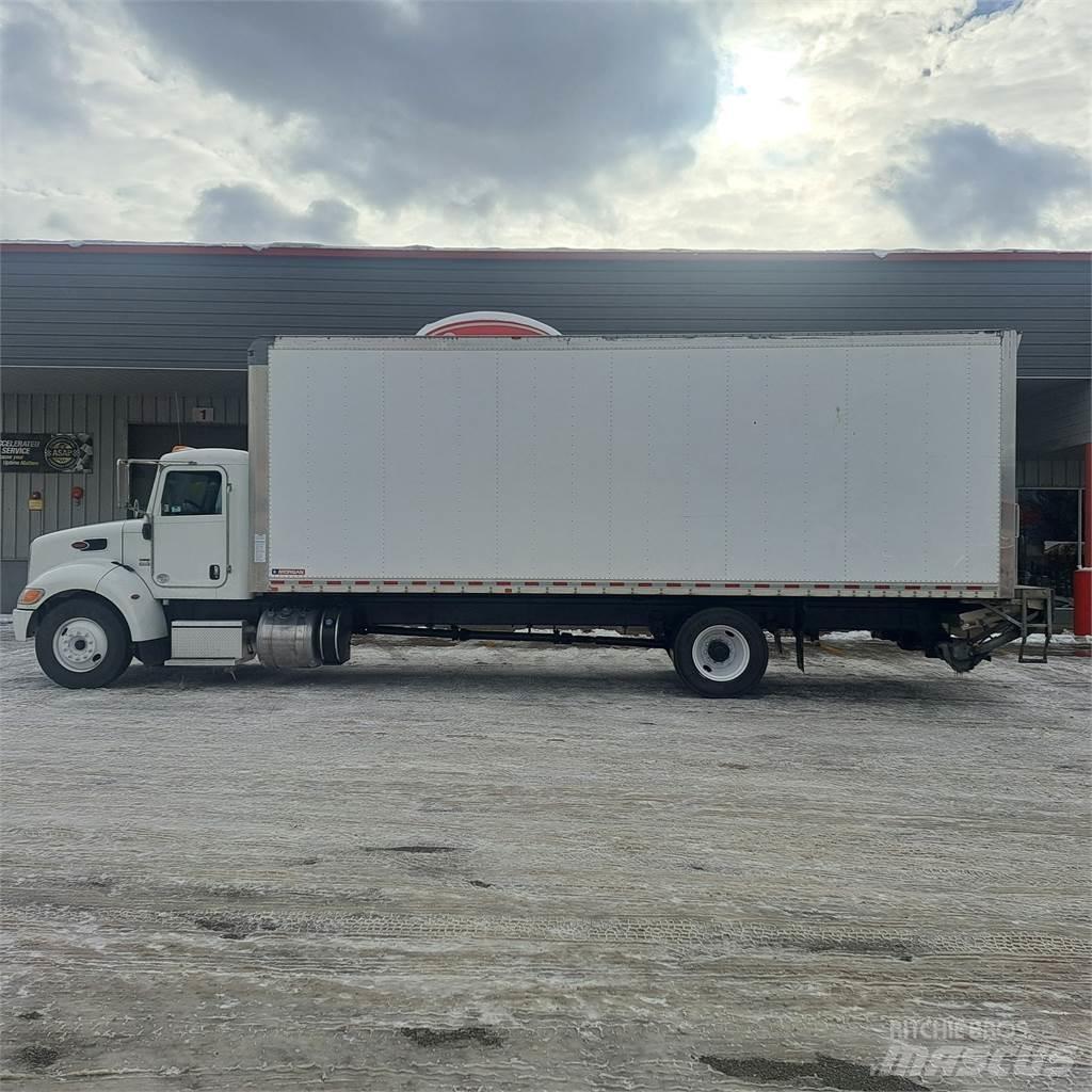 Peterbilt 337 Camiões de caixa fechada