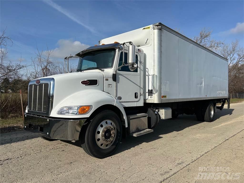 Peterbilt 337 Camiões de caixa fechada