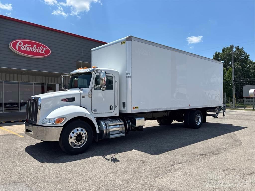 Peterbilt 337 Camiões de caixa fechada