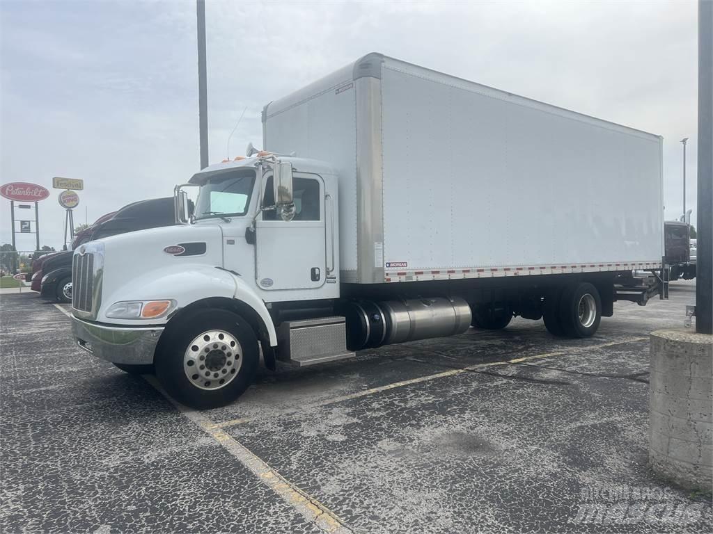Peterbilt 337 Camiões de caixa fechada