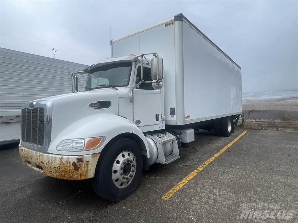 Peterbilt 337 Camiões de caixa fechada