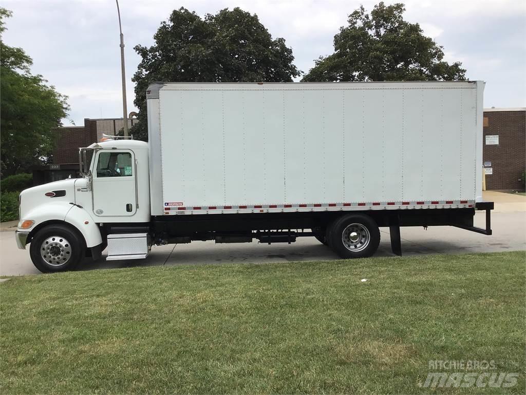 Peterbilt 337 Camiões de chassis e cabine