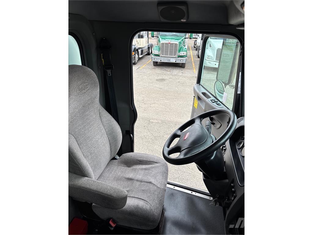 Peterbilt 337 Outros Camiões