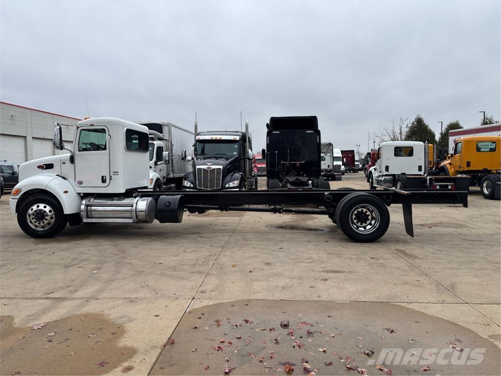Peterbilt 337 Outros Camiões